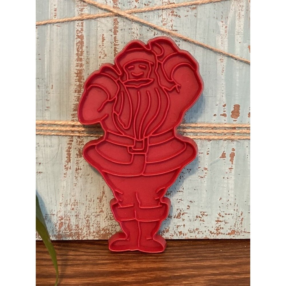 Tupperware Cookie Cutter VINTAGE Santa Claus Red Plastic 5"